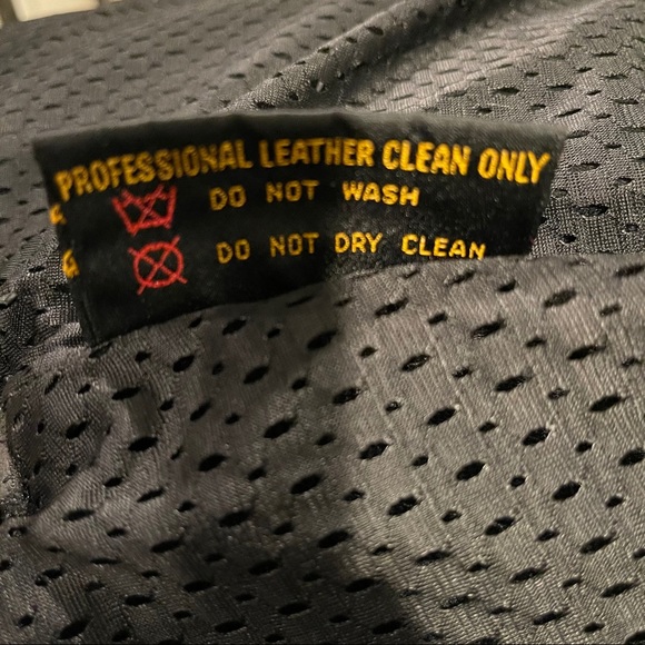 Harley Davidson Leather Jacket - Picture 14 of 14